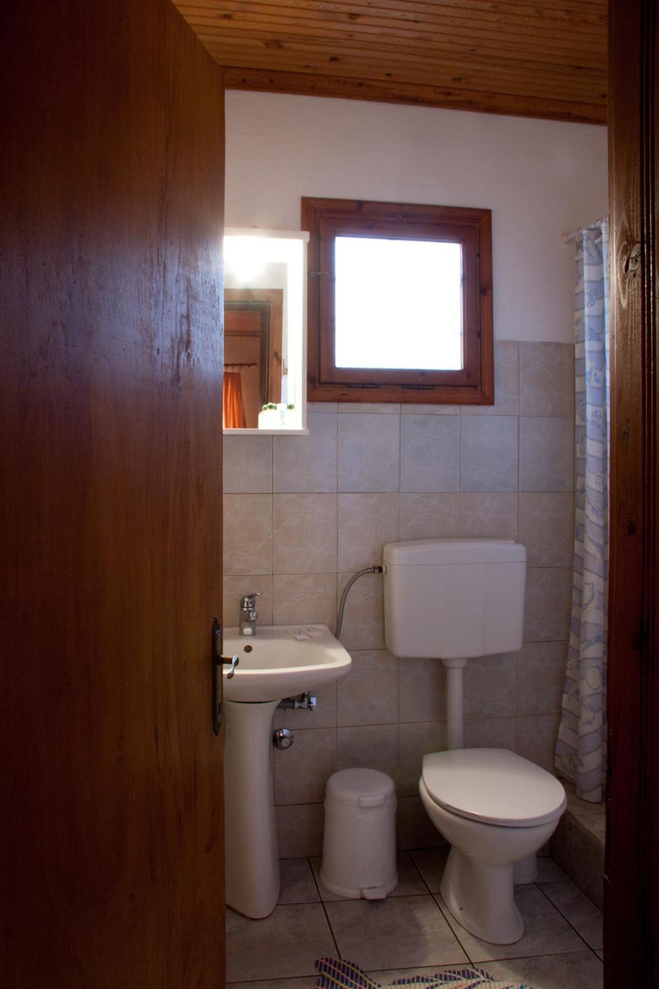 To Petrino Guesthouse Agios Germanos Ngoại thất bức ảnh